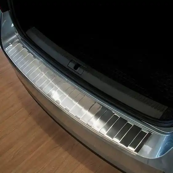 Nerezový kryt prahu zadních dveří Škoda Superb III Liftback (2015 - 2023) - Avisa 2/35229 Pouze Dnes