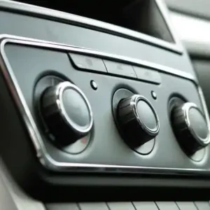 Pouze Dnes Chromovaný rámeček panelu topení Škoda Octavia II Facelift (2008 - 2013) - KI-R