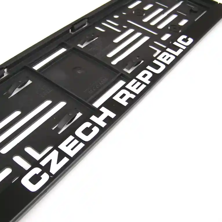 Sleva Podložka pod SPZ s bílým 3D nápisem Czech Republic - model WHITE