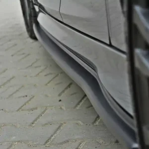 Finální Výprodej Maxton boční prahové nástavce pro Ford Focus III RS, rok výroby od 2015