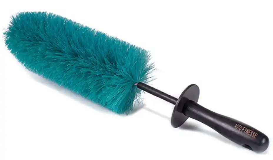 Auto Finesse - Barrel Brush chemicky odolný kartáč na kola Ověřený