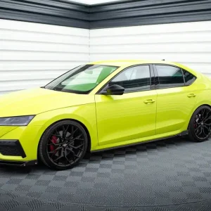 Škoda Octavia RS Mk4 lišty pod prahy V2 Maxton Design Top Prodej