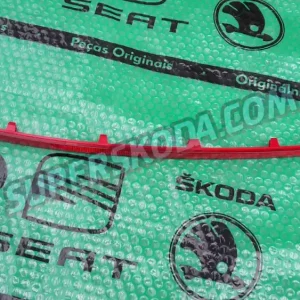 Škoda Octavia III RS středová odrazka nárazníku Objednat Nyní