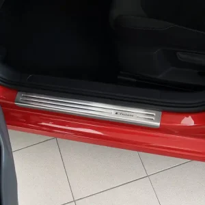 Nerez kryty prahů Volkswagen GOLF VII 5dvéř. / variant Must-Have
