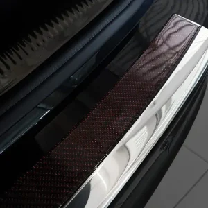 NEREZ Kryt prahu zadních dveří Audi Q5 / SQ5 - červený karbon-nerez Cenově Výhodný
